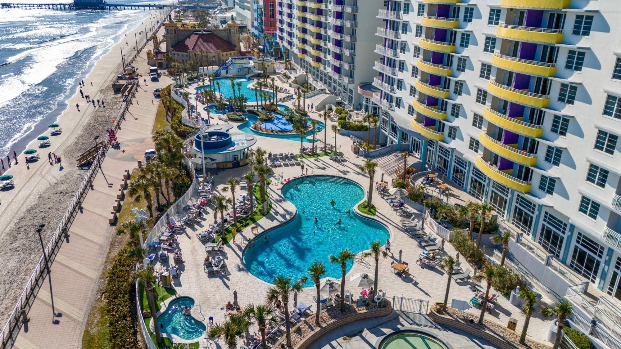 18th Floor 3 Bedroom Private Balcony Ocean Walk