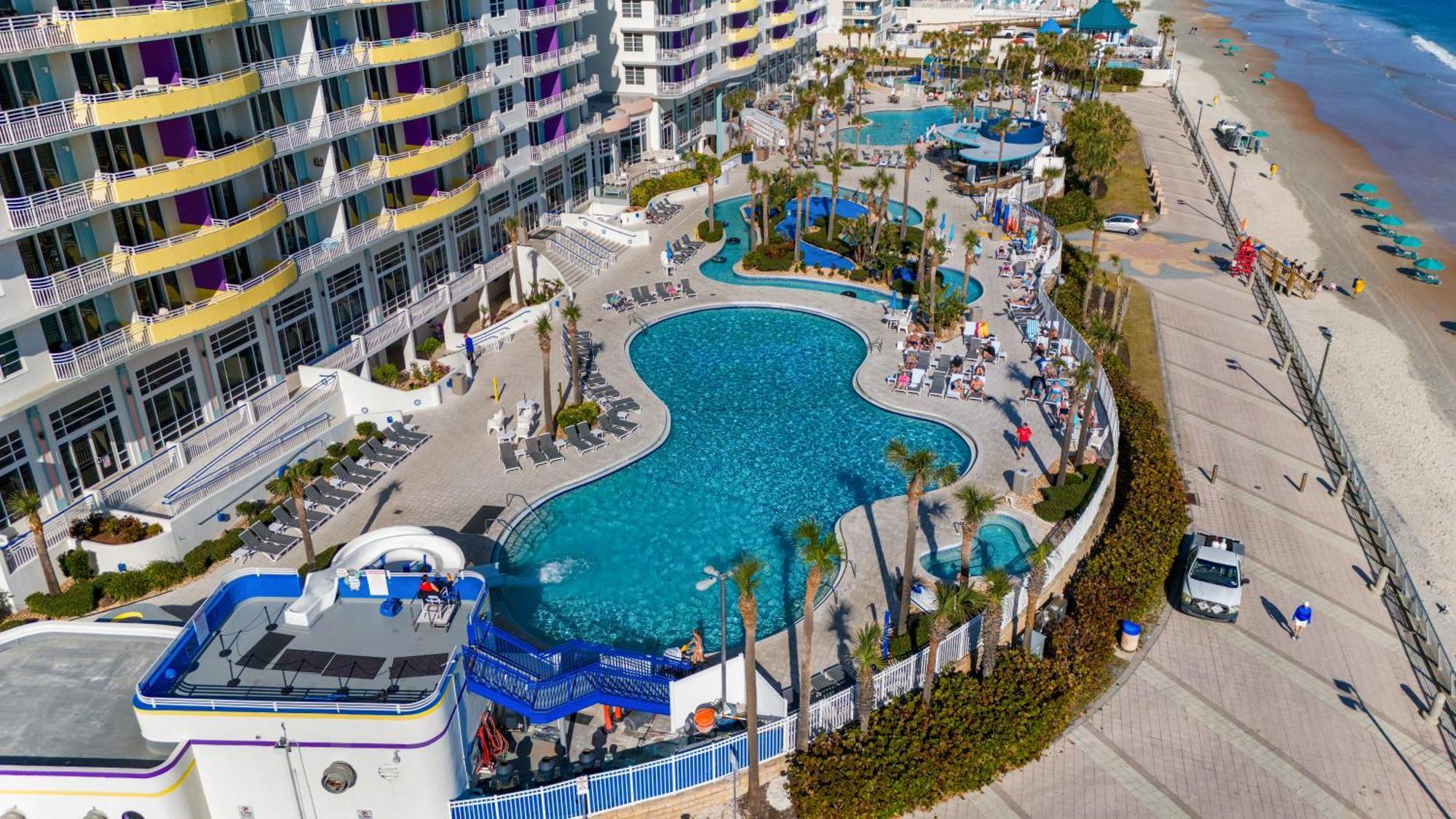 18th Floor 3 Bedroom Private Balcony Ocean Walk Holiday home