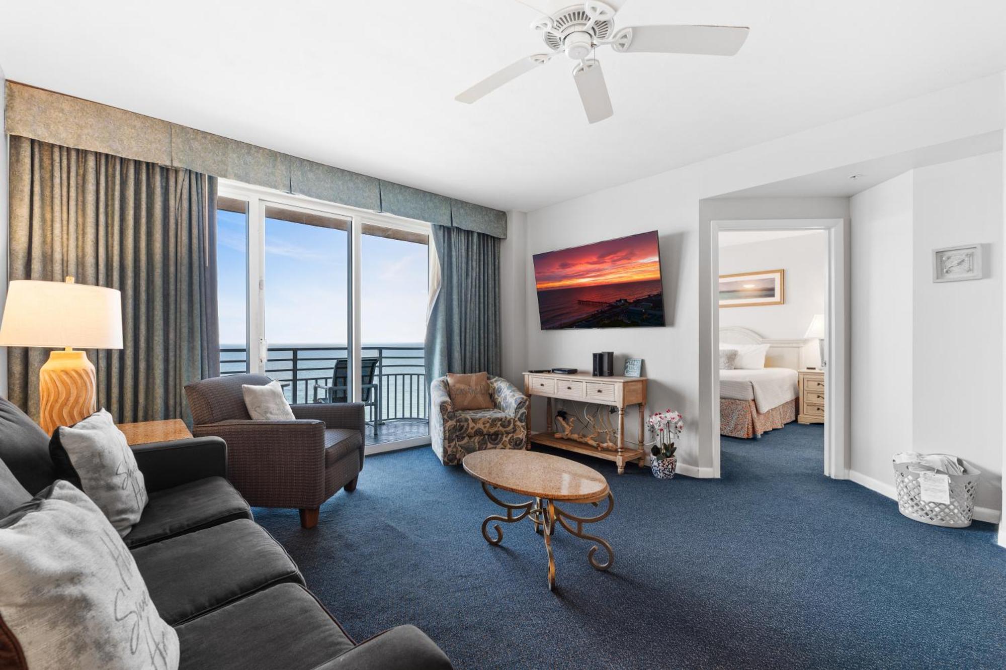 18th Floor 3 Bedroom Private Balcony Ocean Walk