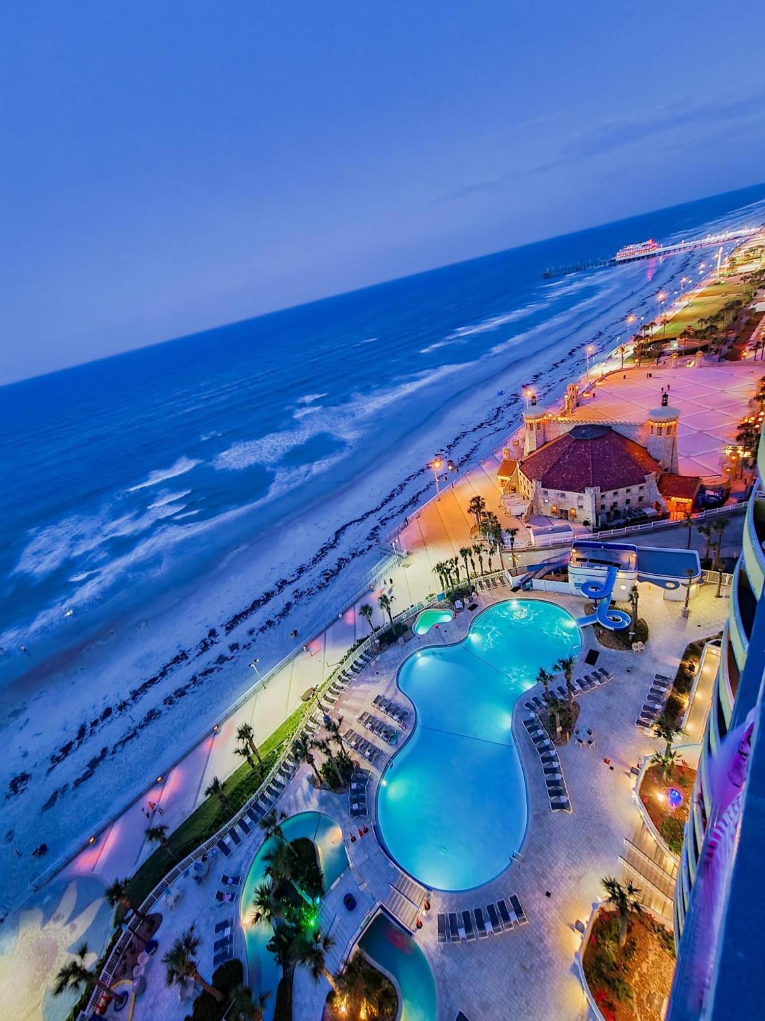 Holiday home 18th Floor 3 Bedroom Private Balcony Ocean Walk Daytona Beach